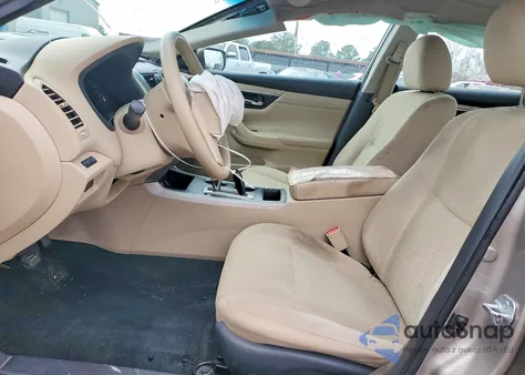 2015 Nissan Altima 2.5 из США, поврежденный, VIN 1N4AL3AP8FC476907